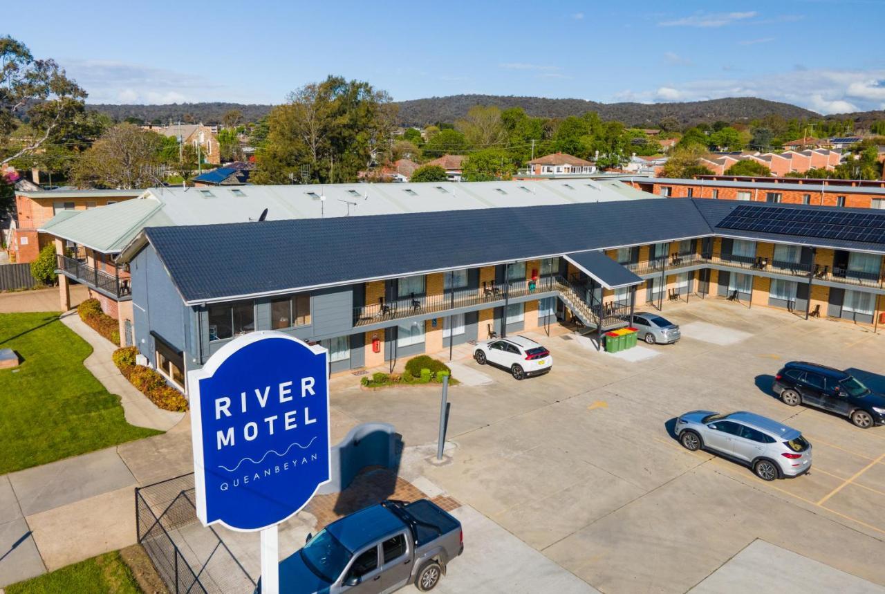 קווינביאן River Motel מראה חיצוני תמונה